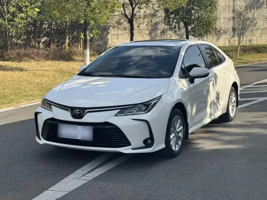 2021 Toyota Corolla 1.2T 116HP L4 CVT