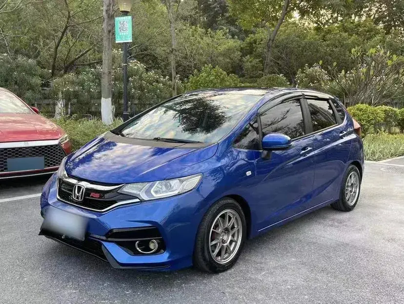 2016 Honda Fit 1.5L 131HP L4 CVT