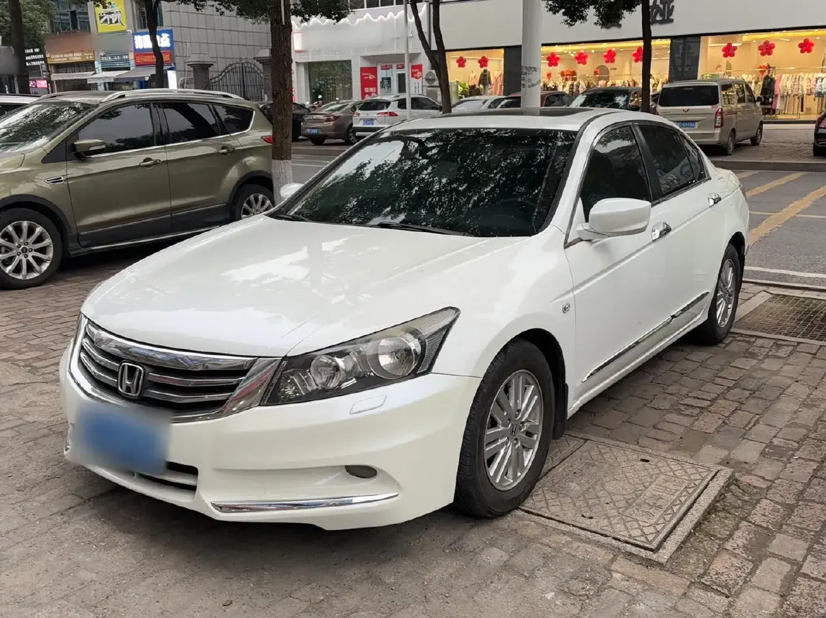 2013 Honda Accord 2.0L 156HP L4 5AT