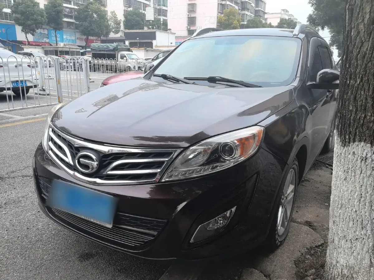 2013 GAC Trumpchi GS5 1.8T 177HP L4 5AT