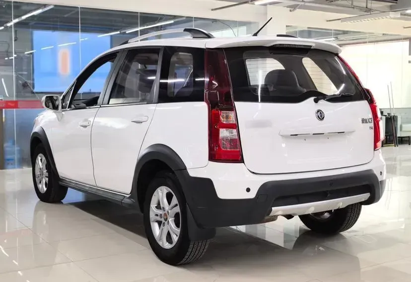 2015 DongFeng Forthing Joyear X3 1.5L 120HP L4 5MT,autocango,china used car exporter,china ev exporter,chinese used car exporter,chinese used ev exporter