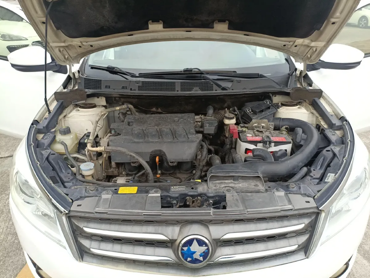 2015 Venucia T70 2.0L 144HP L4 CVT,autocango,china used car exporter,china ev exporter,chinese used car exporter,chinese used ev exporter