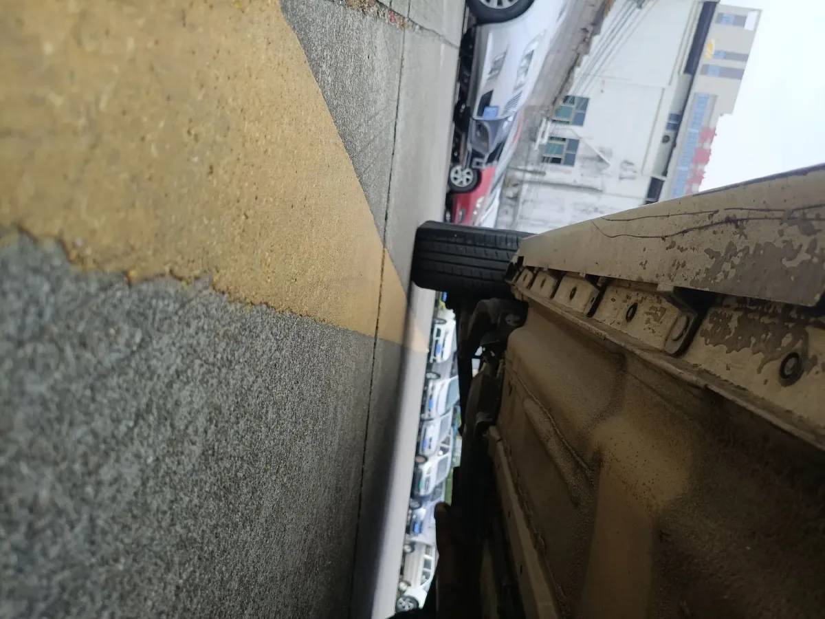 2015 Venucia T70 2.0L 144HP L4 CVT,autocango,china used car exporter,china ev exporter,chinese used car exporter,chinese used ev exporter