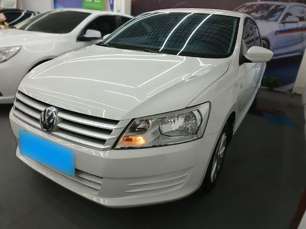 2015 Volkswagen Santana 1.6L 110HP L4 5MT