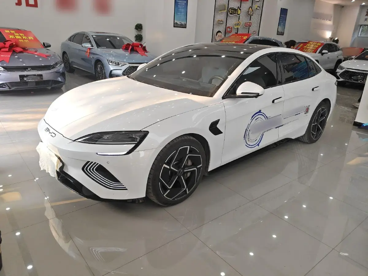 2022 BYD Seal BEV 82.5KWH