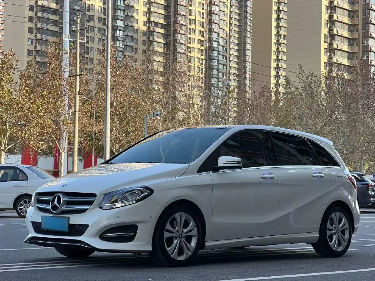 2017 Mercedes-Benz B Class 1.6T 156HP L4 7DCT