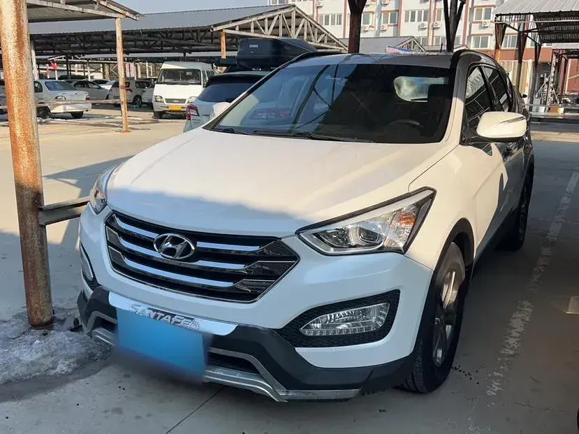 2013 Hyundai Santafe 2.4L 189HP L4 6AT