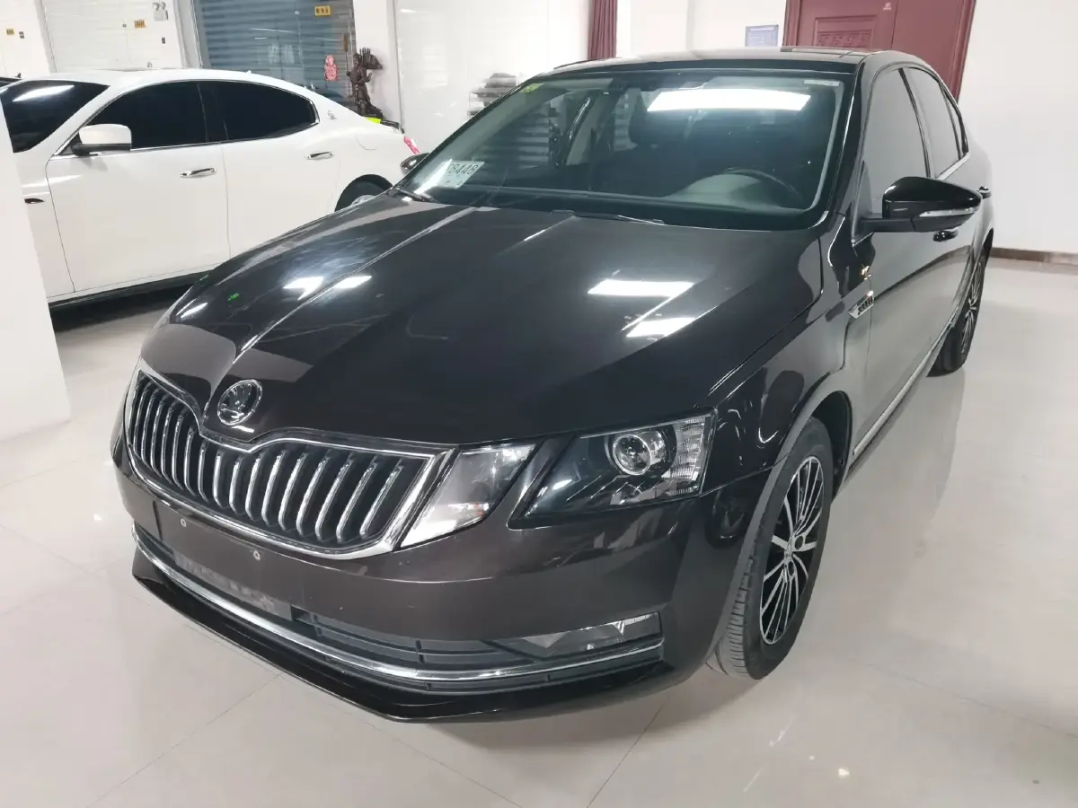 2018 Skoda Octavia 1.6L 110HP L4 6AT