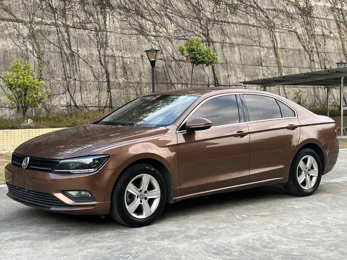 2018 Volkswagen Lamando 1.4T 131HP L4 7DCT