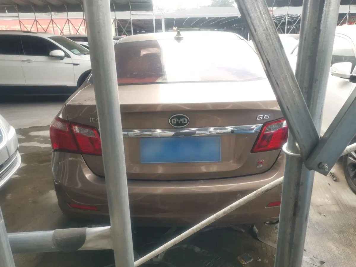 2013 BYD G6 1.5T 154HP L4 6MT,autocango,china used car exporter,china ev exporter,chinese used car exporter,chinese used ev exporter
