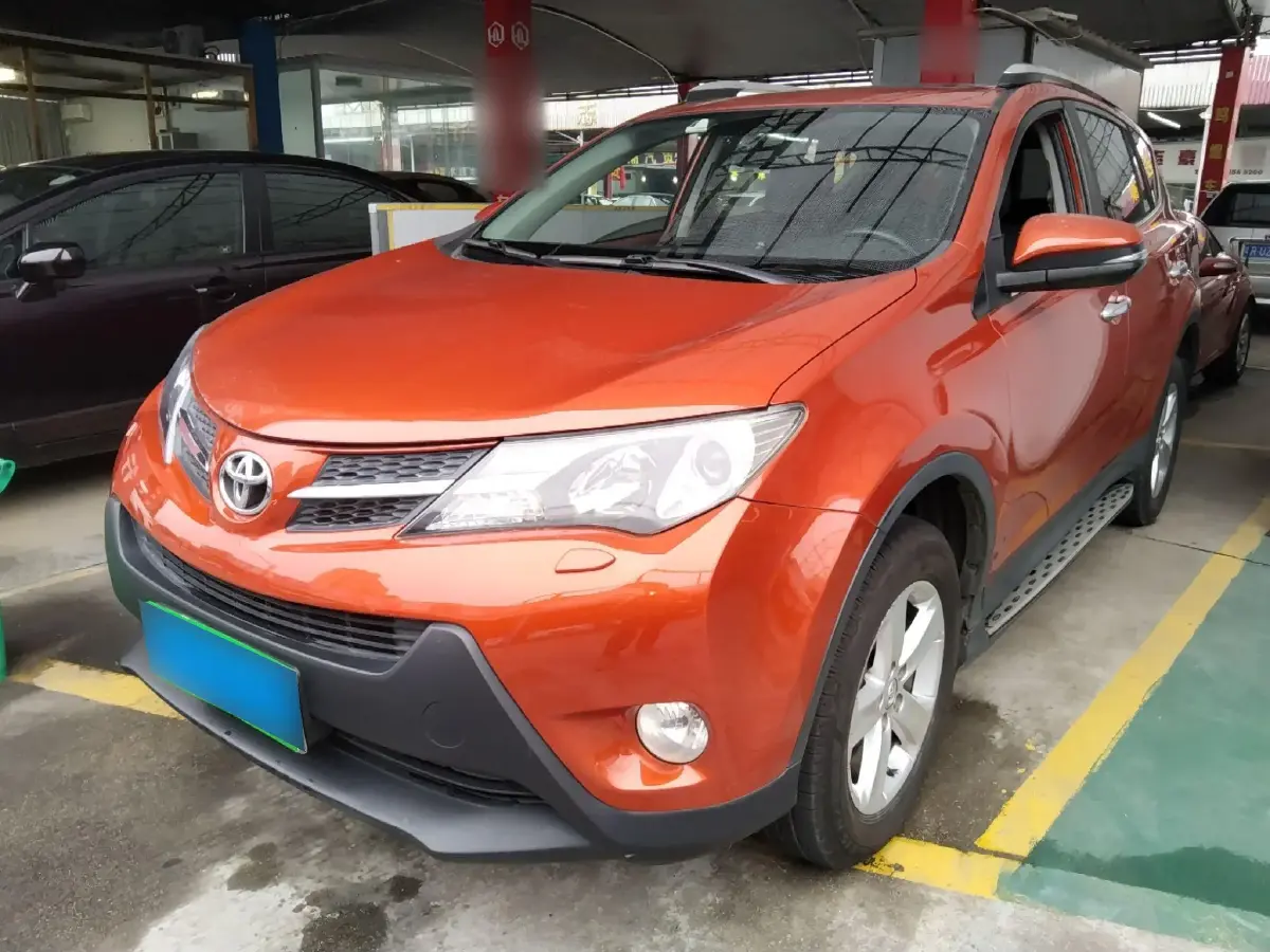 2013 Toyota RAV4 2.5L 180HP L4 6AT