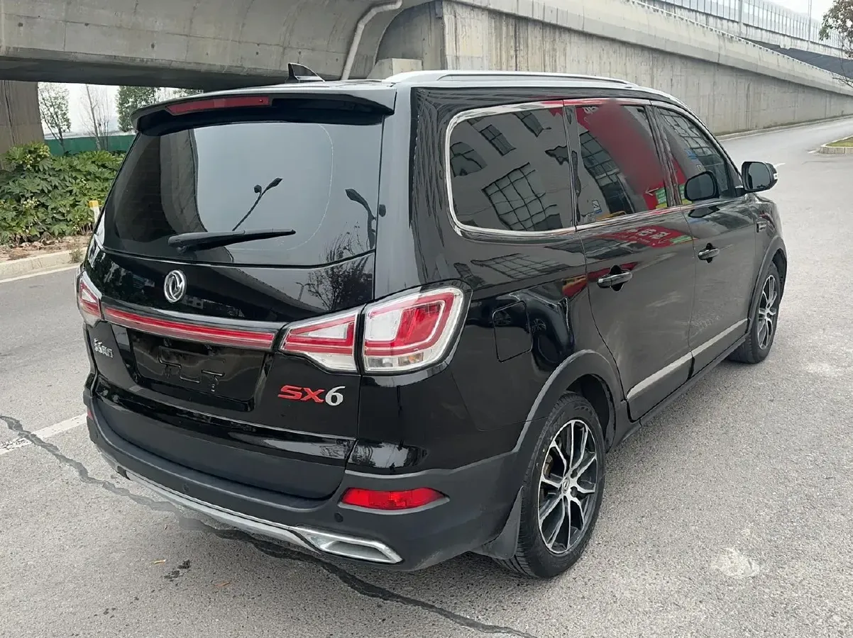 2016 DongFeng Forthing SX6 2.0L 147HP L4 5MT,autocango,china used car exporter,china ev exporter,chinese used car exporter,chinese used ev exporter