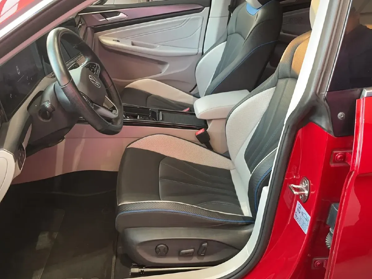 2022 Volkswagen Lamando 1.4T 150HP L4 7DCT,autocango,china used car exporter,china ev exporter,chinese used car exporter,chinese used ev exporter