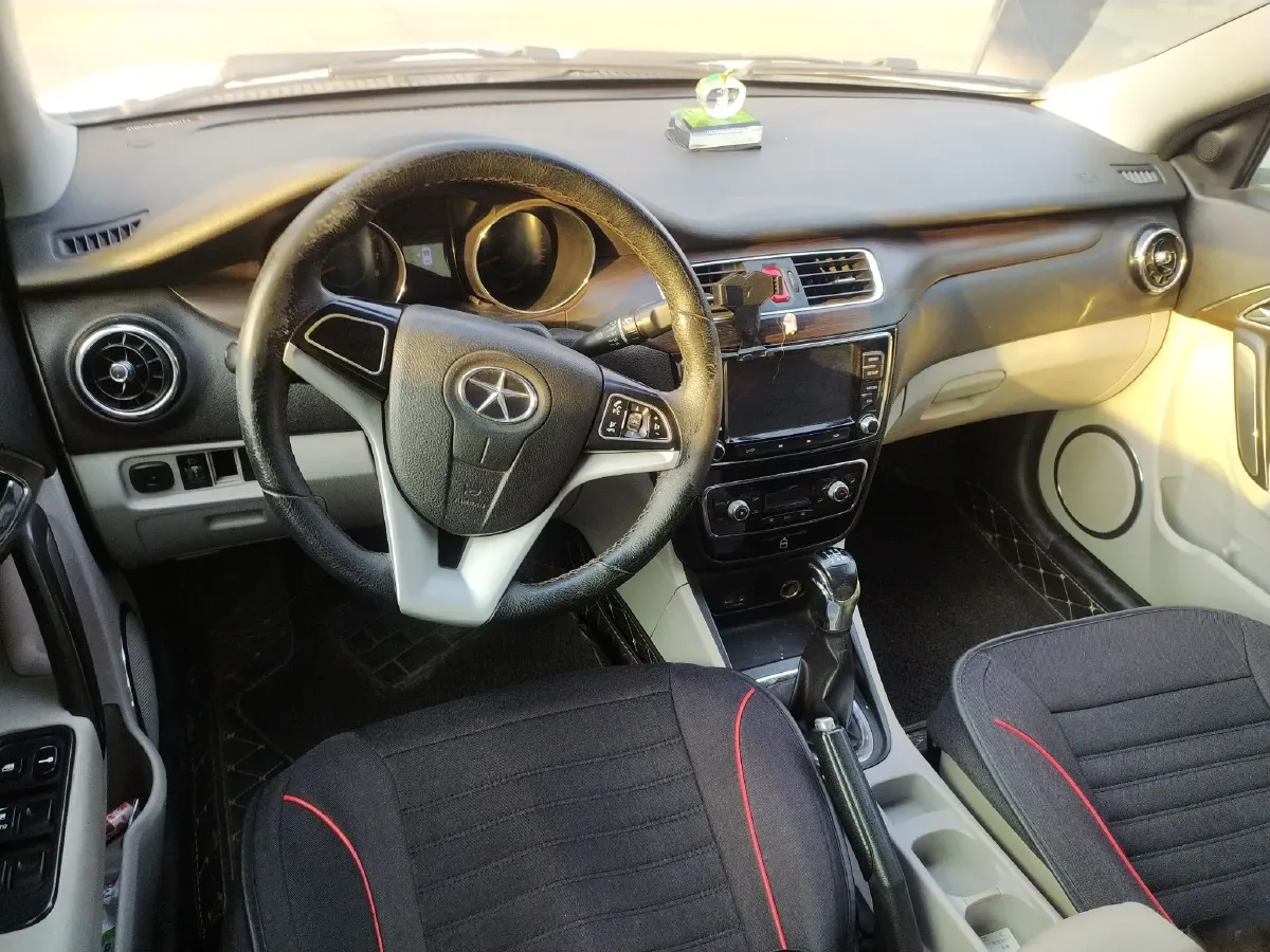 2014 JAC HeYue 1.5L 113HP L4 5MT,autocango,china used car exporter,china ev exporter,chinese used car exporter,chinese used ev exporter