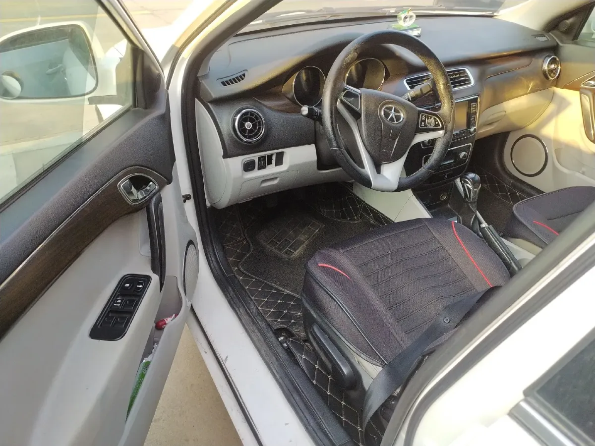 2014 JAC HeYue 1.5L 113HP L4 5MT,autocango,china used car exporter,china ev exporter,chinese used car exporter,chinese used ev exporter