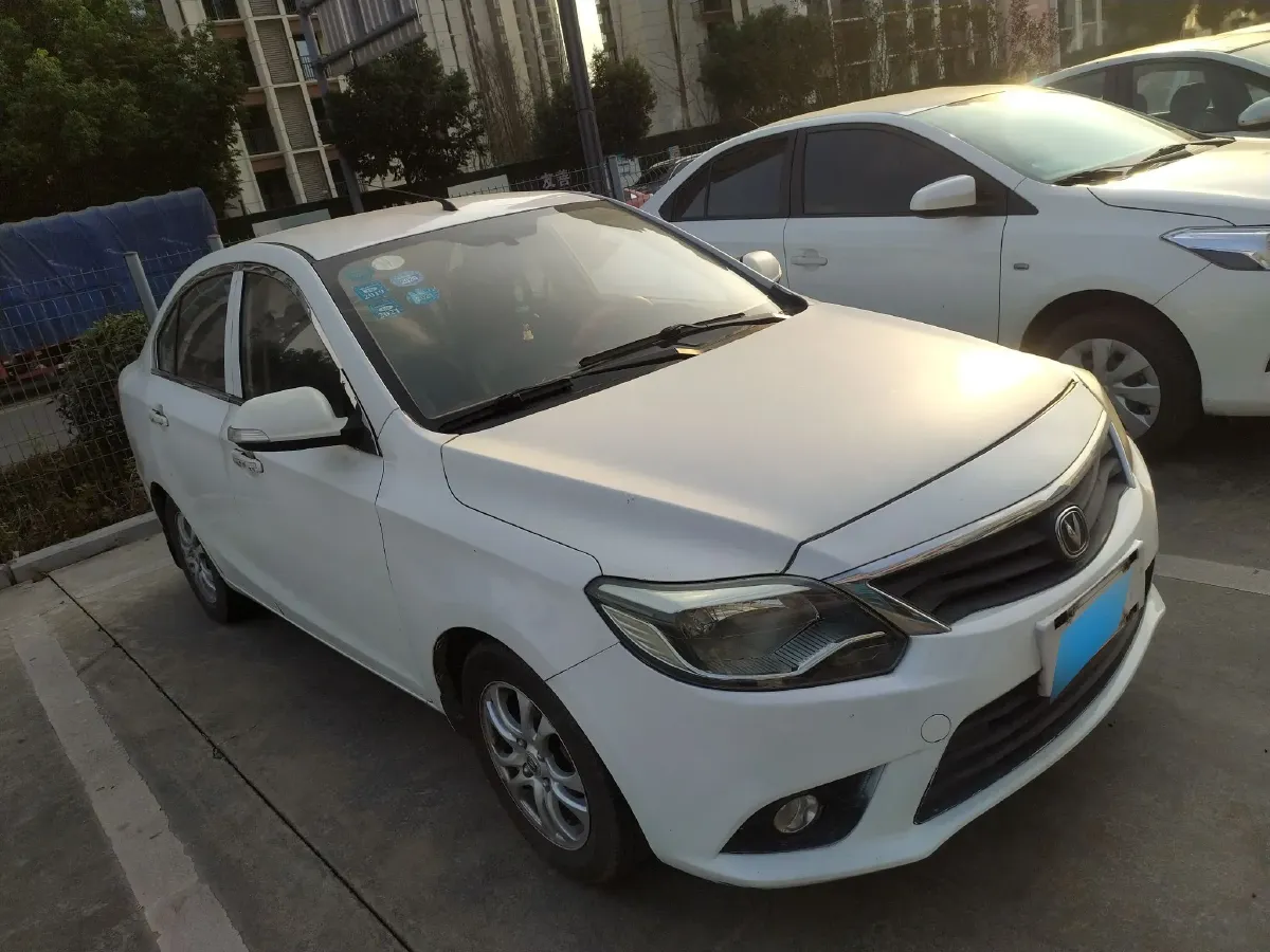 2015 ChangAn Alsvin V3 1.4L 101HP L4 5MT,autocango,china used car exporter,china ev exporter,chinese used car exporter,chinese used ev exporter