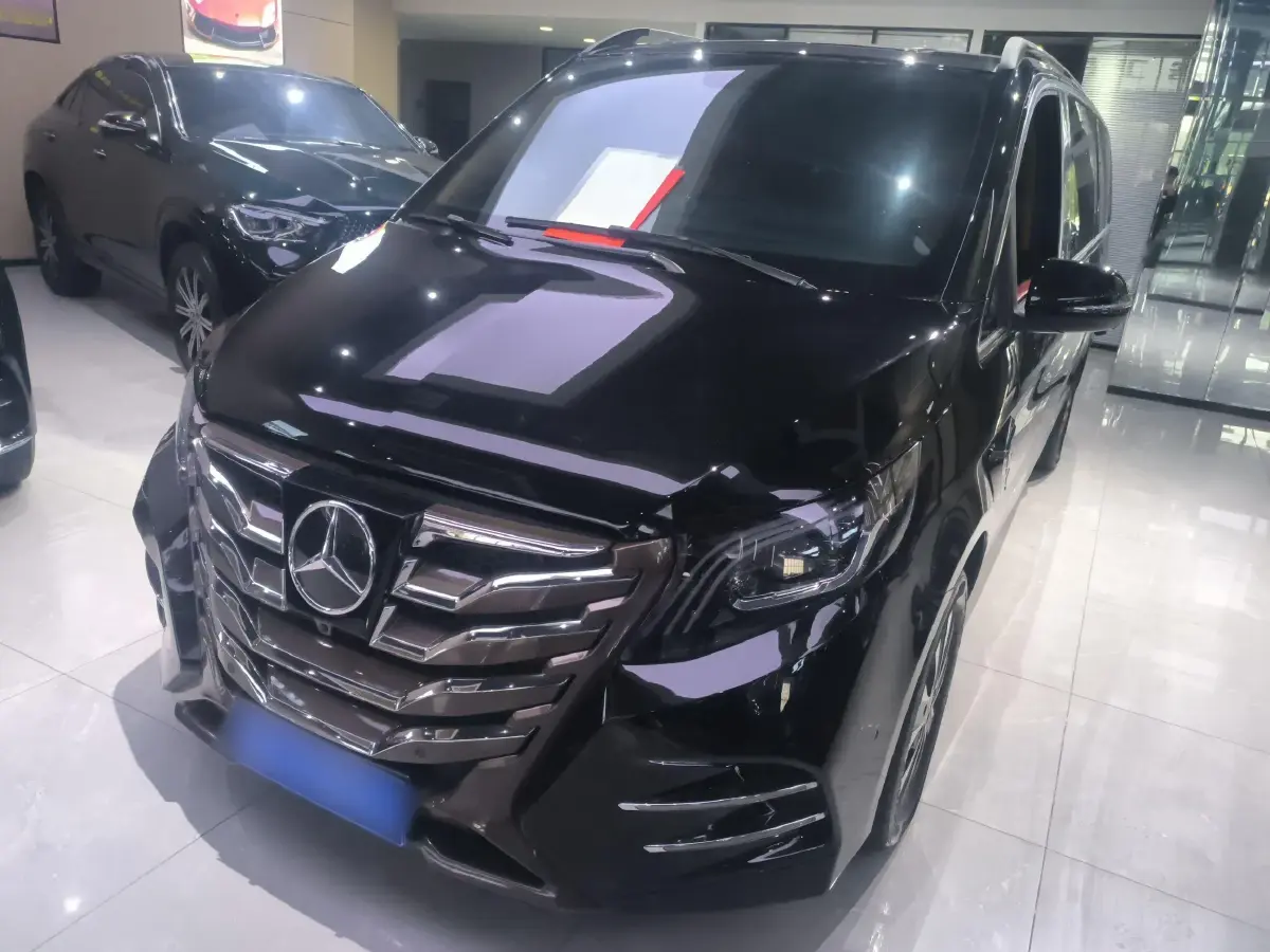 2023 Mercedes-Benz Vito 2.0T 211HP L4 9AT