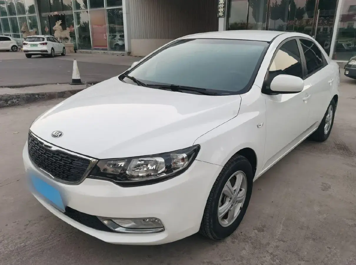 2014 Kia Forte 1.6L 123HP L4 5MT