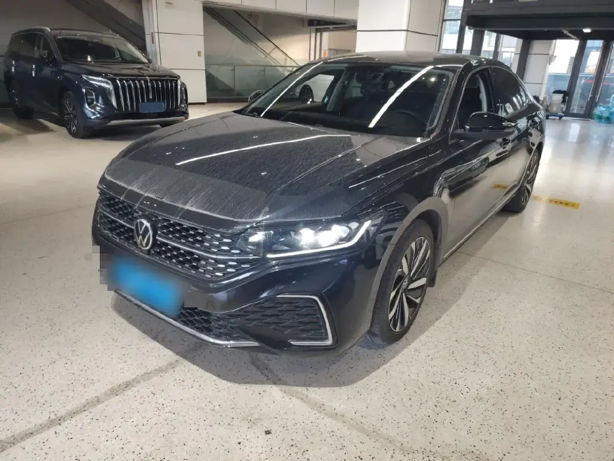 2022 Volkswagen Passat 2.0T 186HP L4 7DCT