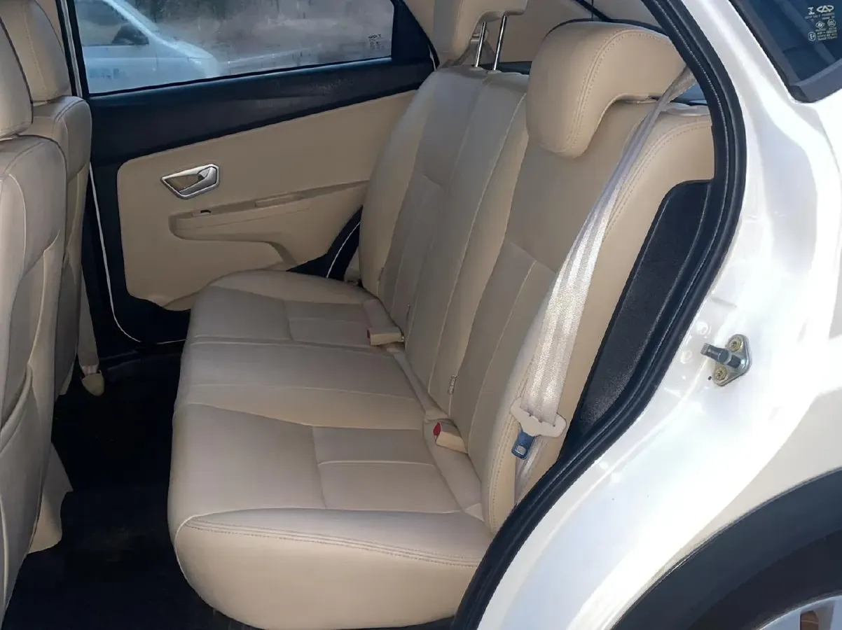 2016 Chery Fulwin 2 1.5L 109HP L4 5MT,autocango,china used car exporter,china ev exporter,chinese used car exporter,chinese used ev exporter