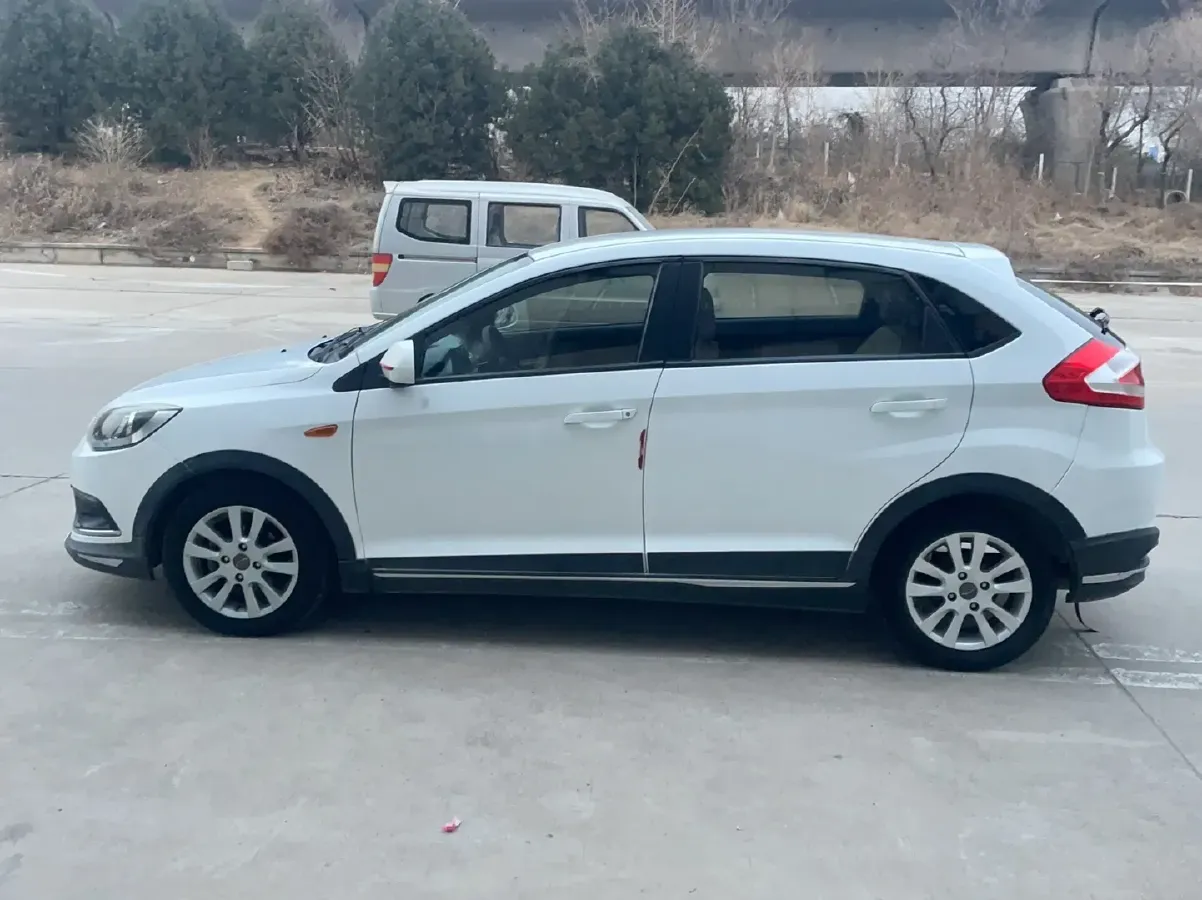 2016 Chery Fulwin 2 1.5L 109HP L4 5MT,autocango,china used car exporter,china ev exporter,chinese used car exporter,chinese used ev exporter