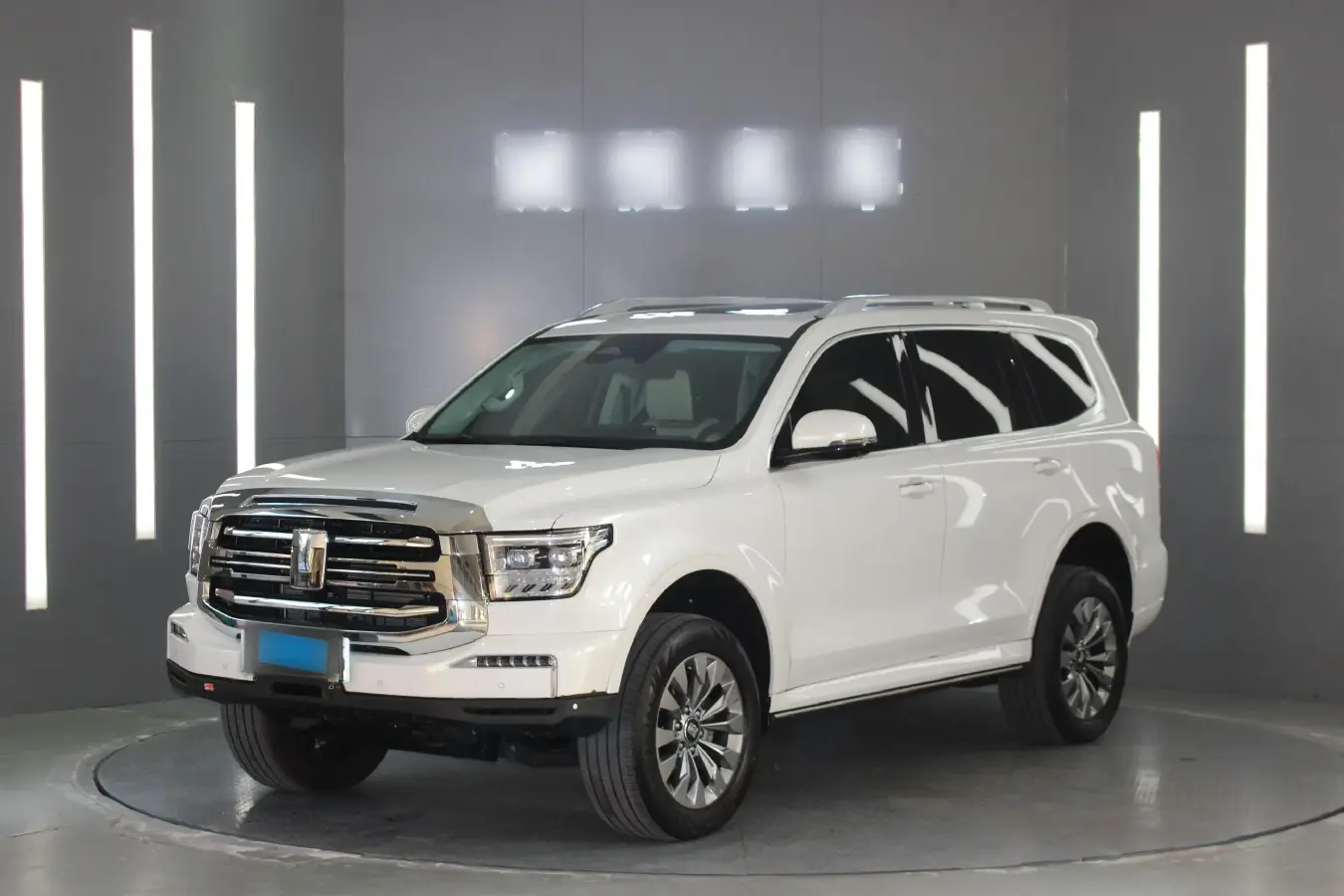 2023 Tank 500 2.0T 252HP L4 9AT PHEV 37.1KWH