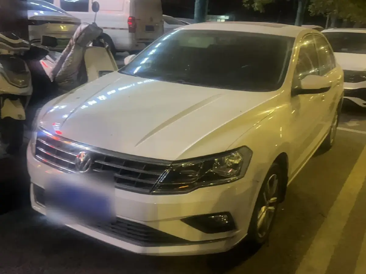 2017 Volkswagen Jetta 1.5L 110HP L4 6AT