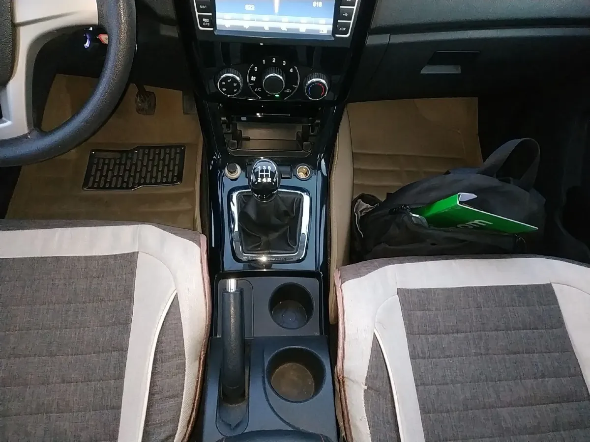 2014 BAIC Hyosow S3 1.5L 113HP L4 5MT,autocango,china used car exporter,china ev exporter,chinese used car exporter,chinese used ev exporter