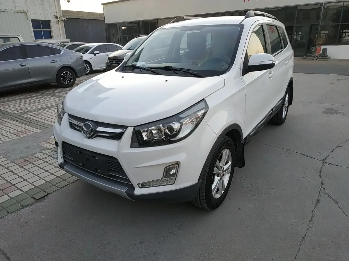2014 BAIC Hyosow S3 1.5L 113HP L4 5MT,autocango,china used car exporter,china ev exporter,chinese used car exporter,chinese used ev exporter