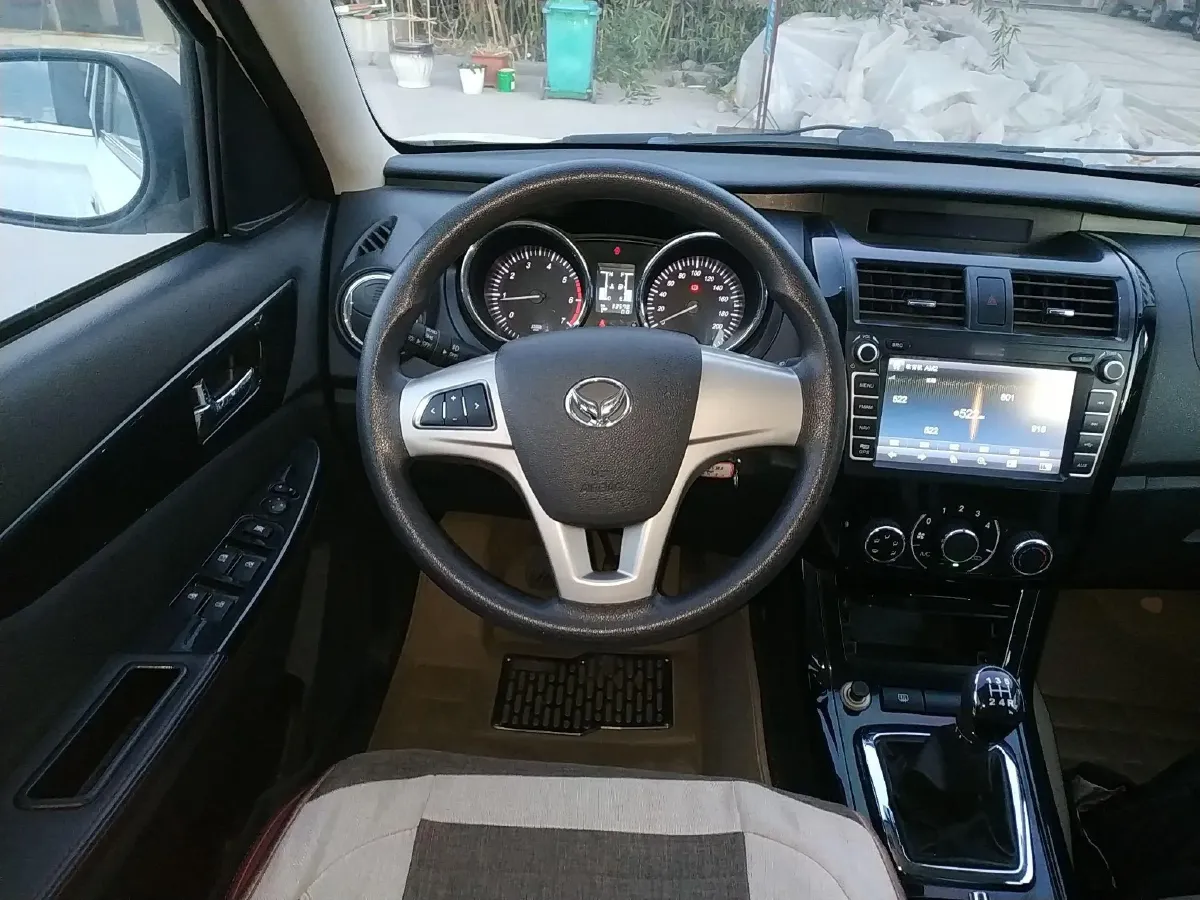 2014 BAIC Hyosow S3 1.5L 113HP L4 5MT,autocango,china used car exporter,china ev exporter,chinese used car exporter,chinese used ev exporter