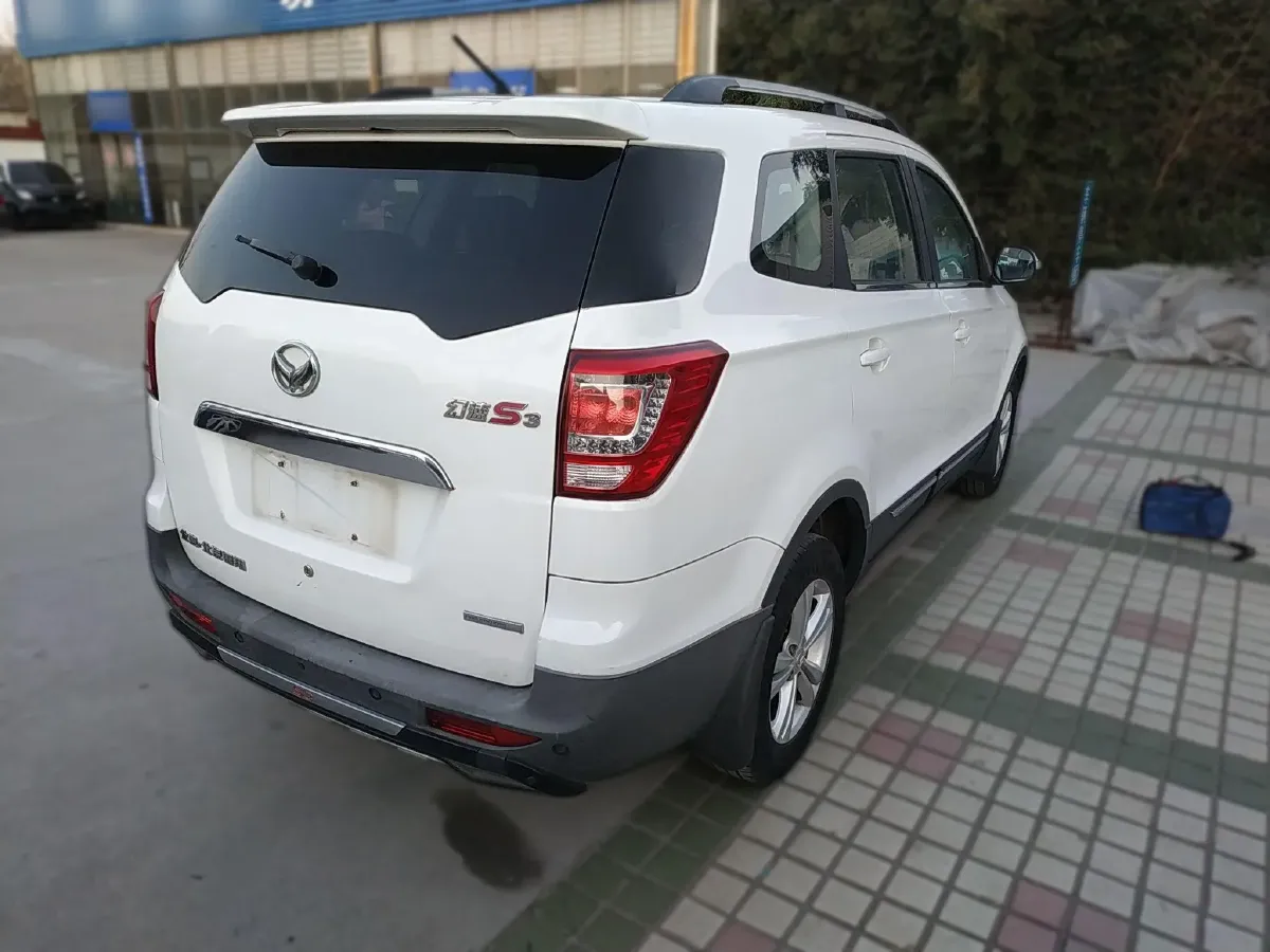 2014 BAIC Hyosow S3 1.5L 113HP L4 5MT,autocango,china used car exporter,china ev exporter,chinese used car exporter,chinese used ev exporter