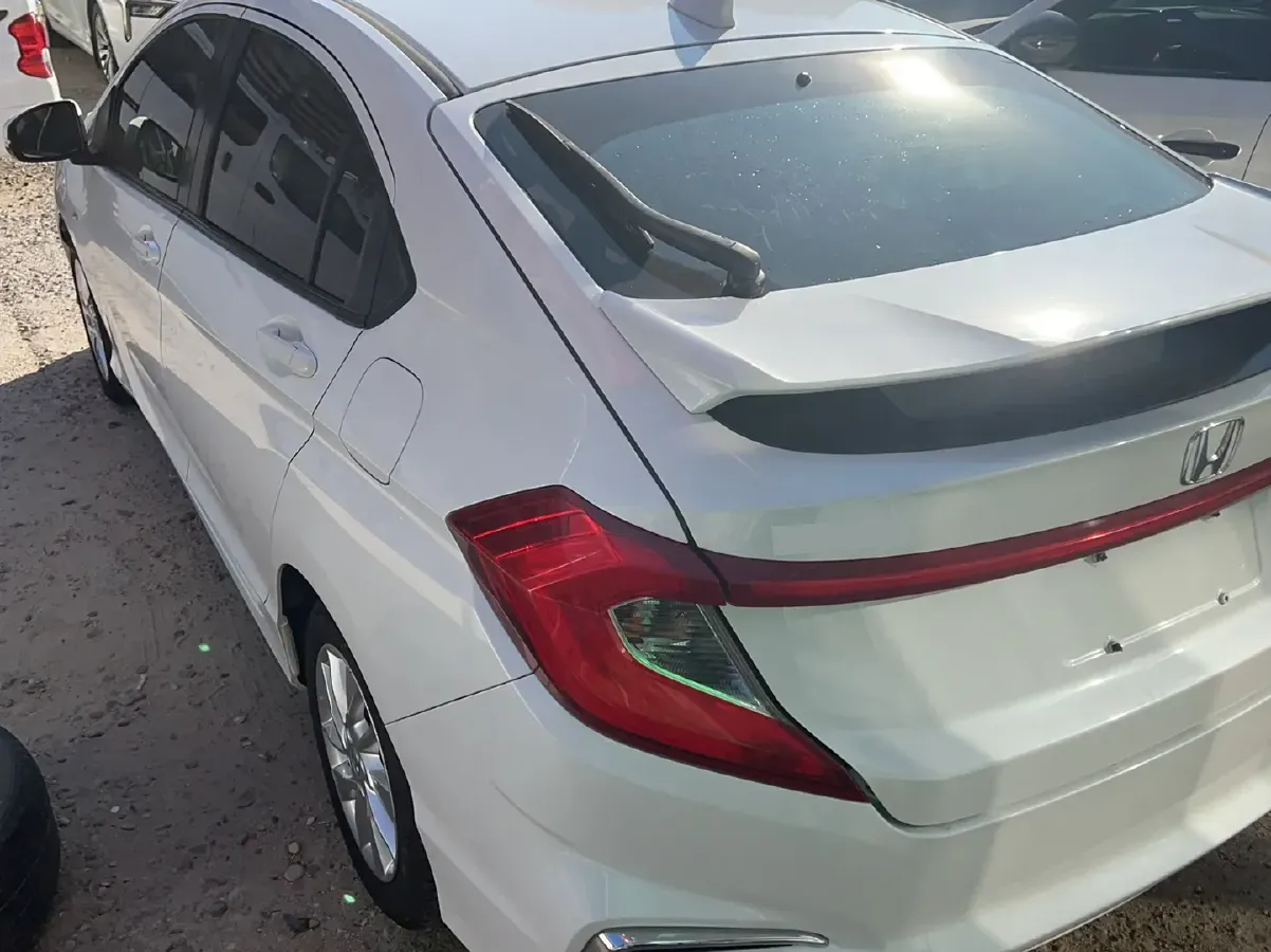 2017 Honda Gienia 1.5L 131HP L4 CVT,autocango,china used car exporter,china ev exporter,chinese used car exporter,chinese used ev exporter