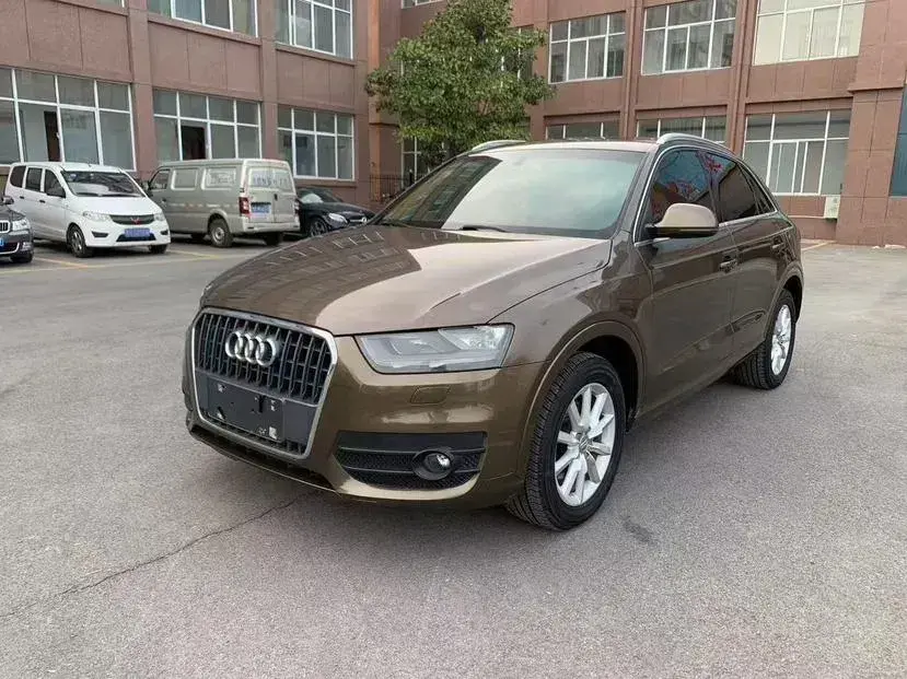 2013 Audi Q3 2.0T 170HP L4 7DCT