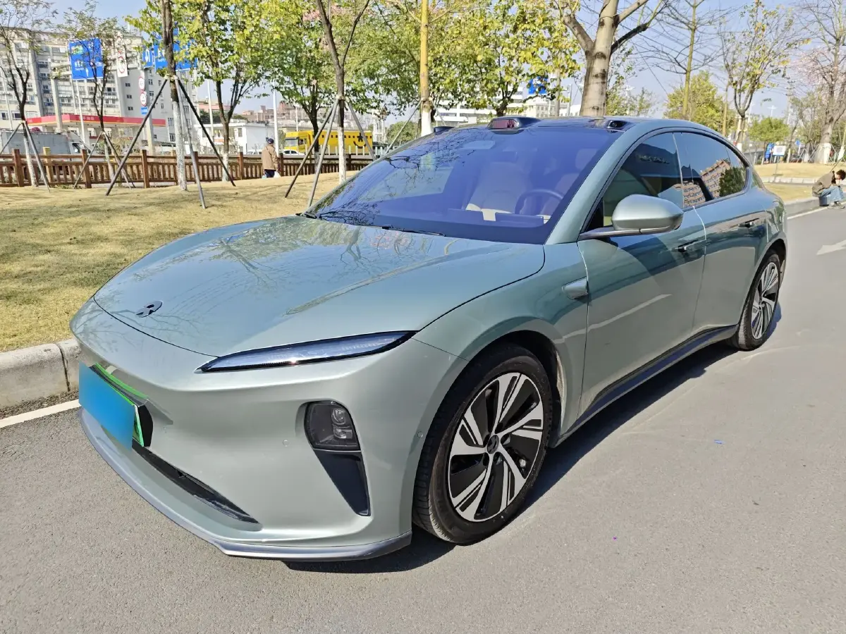 2022 NIO ET5 BEV 75KWH