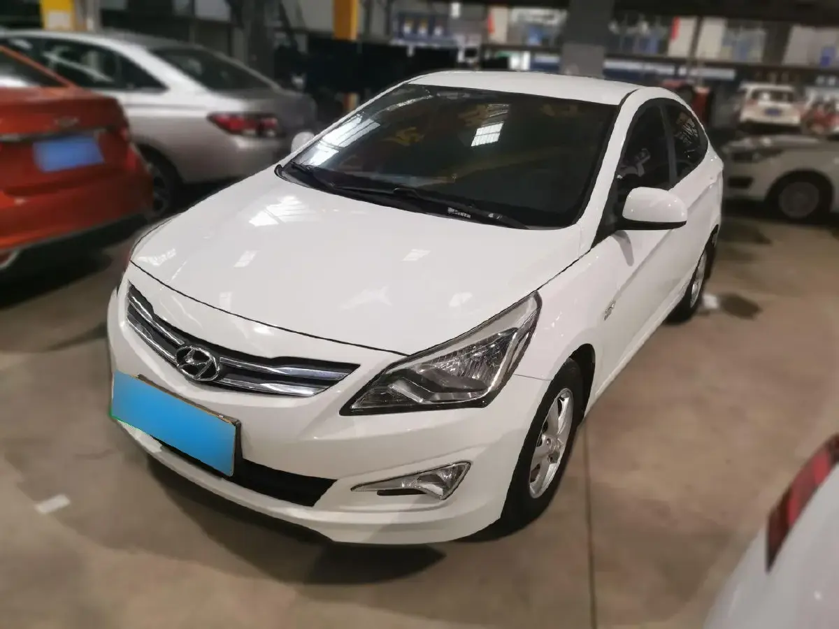 2014 Hyundai Reina 1.4L 107HP L4 4AT