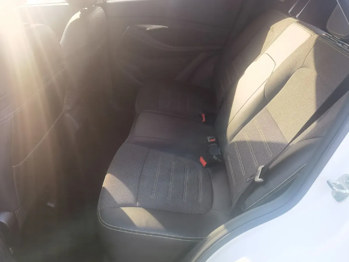 2020 BaoJun RS-3 1.5L 99HP L4 CVT,autocango,china used car exporter,china ev exporter,chinese used car exporter,chinese used ev exporter