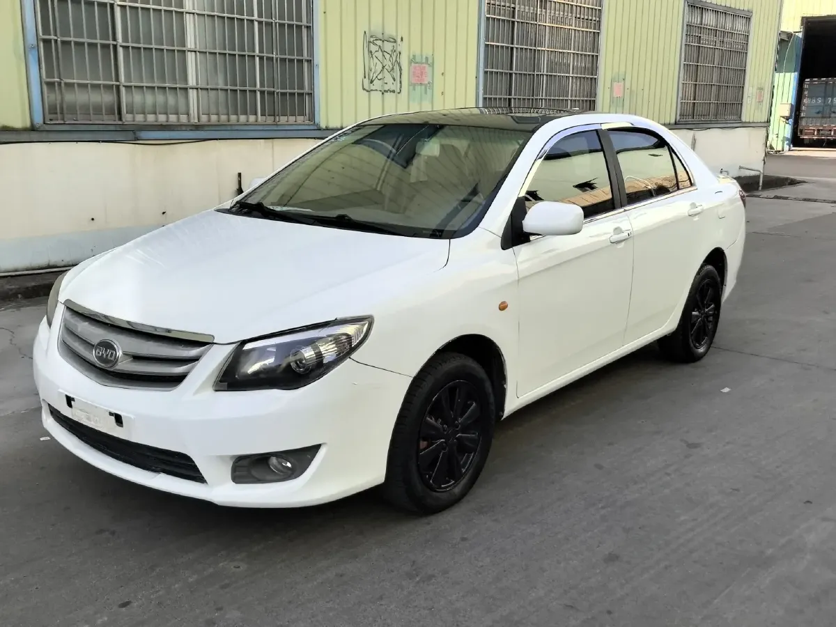 2012 BYD L3 1.5L 109HP L4 5MT,autocango,china used car exporter,china ev exporter,chinese used car exporter,chinese used ev exporter