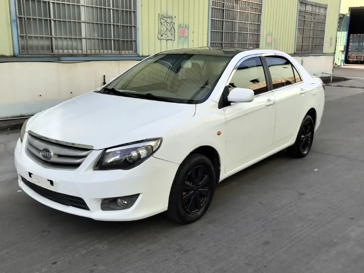 2012 BYD L3 1.5L 109HP L4 5MT 2012 BYD L3 1.5L 109HP L4 5MT