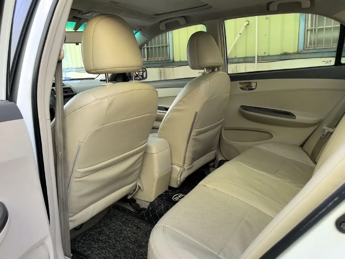 2012 BYD L3 1.5L 109HP L4 5MT,autocango,china used car exporter,china ev exporter,chinese used car exporter,chinese used ev exporter