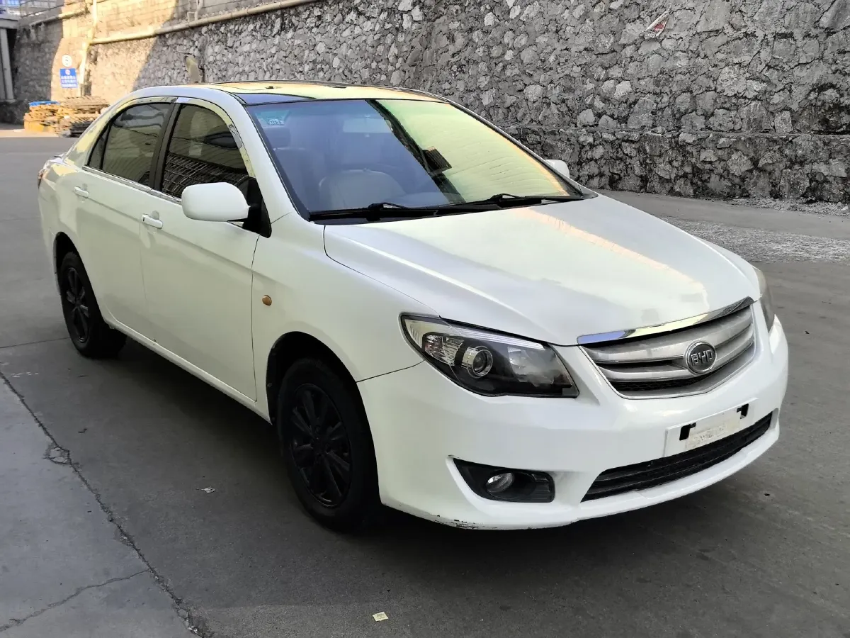 2012 BYD L3 1.5L 109HP L4 5MT,autocango,china used car exporter,china ev exporter,chinese used car exporter,chinese used ev exporter