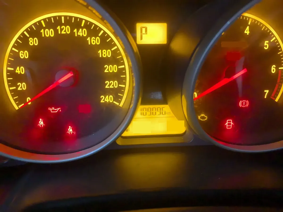 2013 Brilliance Auto H330 1.5L 105HP L4 4AT,autocango,china used car exporter,china ev exporter,chinese used car exporter,chinese used ev exporter