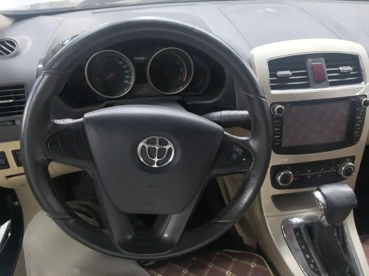 2013 Brilliance Auto H330 1.5L 105HP L4 4AT,autocango,china used car exporter,china ev exporter,chinese used car exporter,chinese used ev exporter