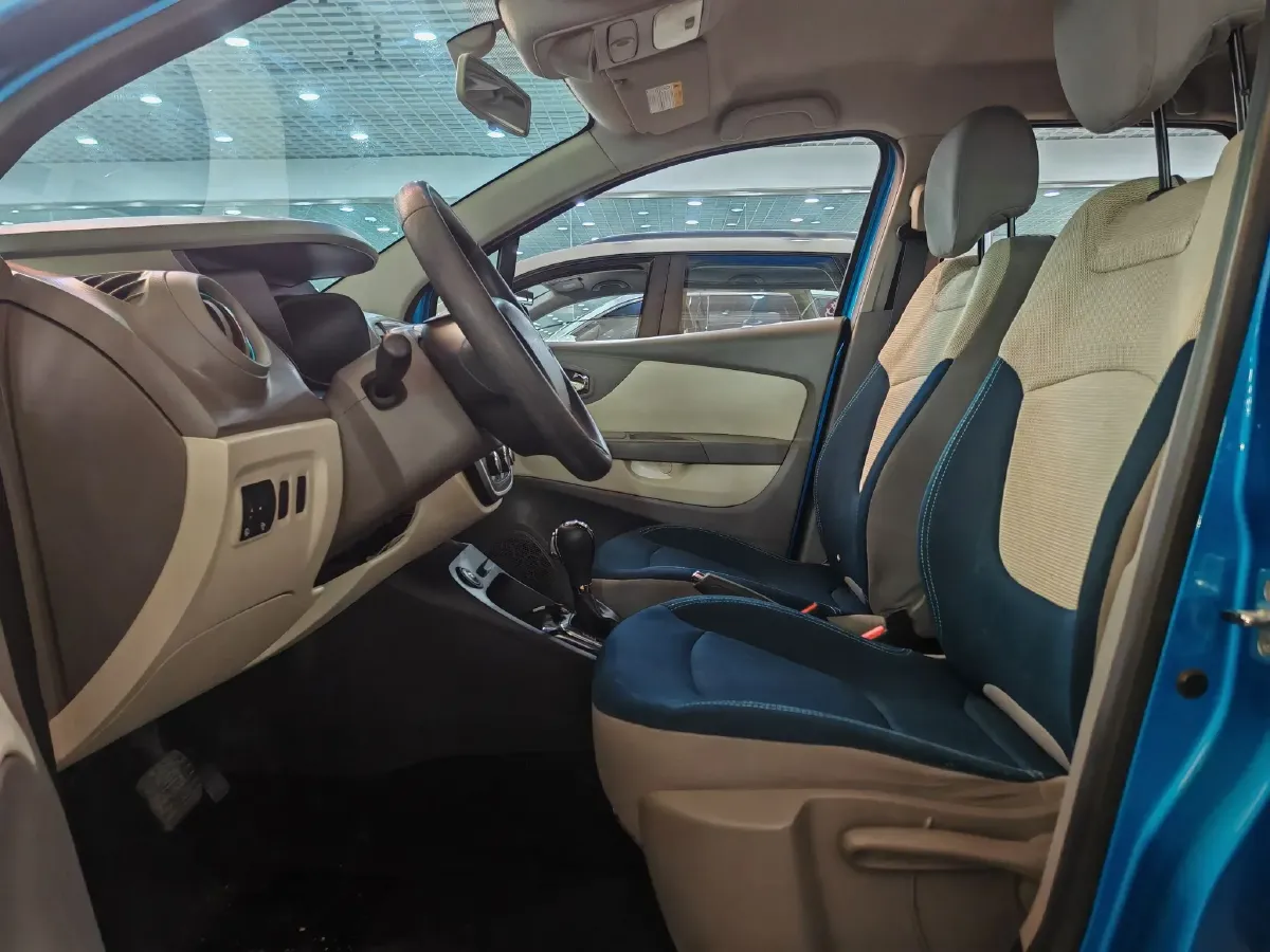 2015 Renault Captur 1.2T 116HP L4 6DCT,autocango,china used car exporter,china ev exporter,chinese used car exporter,chinese used ev exporter