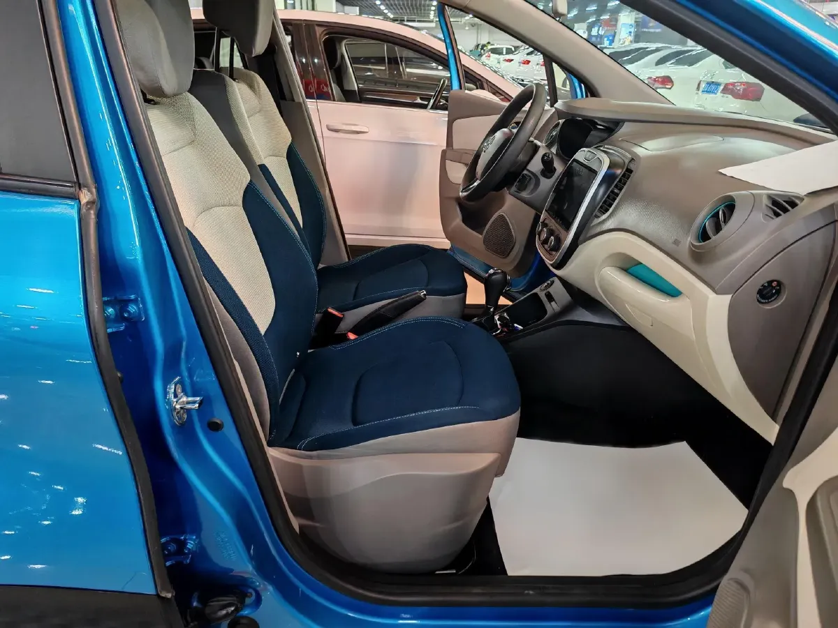 2015 Renault Captur 1.2T 116HP L4 6DCT,autocango,china used car exporter,china ev exporter,chinese used car exporter,chinese used ev exporter