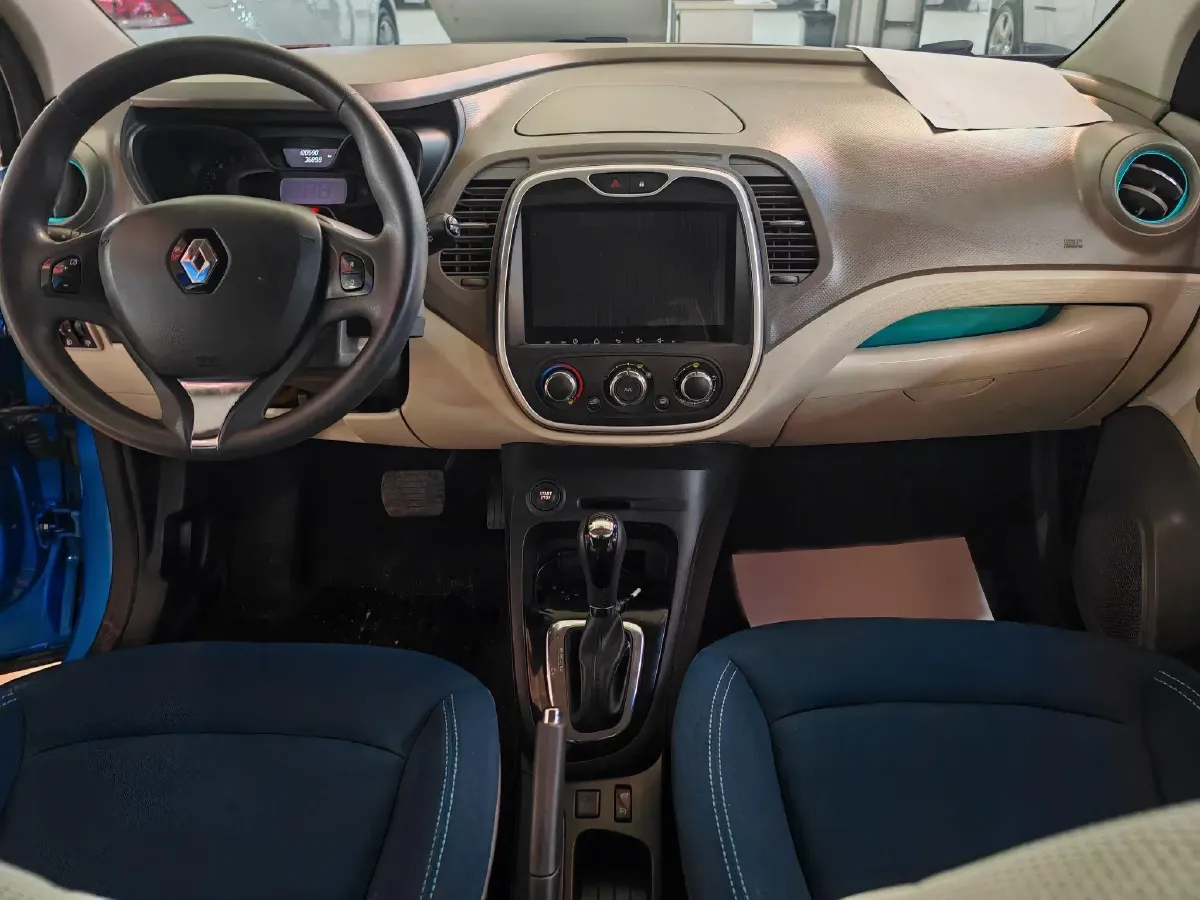 2015 Renault Captur 1.2T 116HP L4 6DCT,autocango,china used car exporter,china ev exporter,chinese used car exporter,chinese used ev exporter