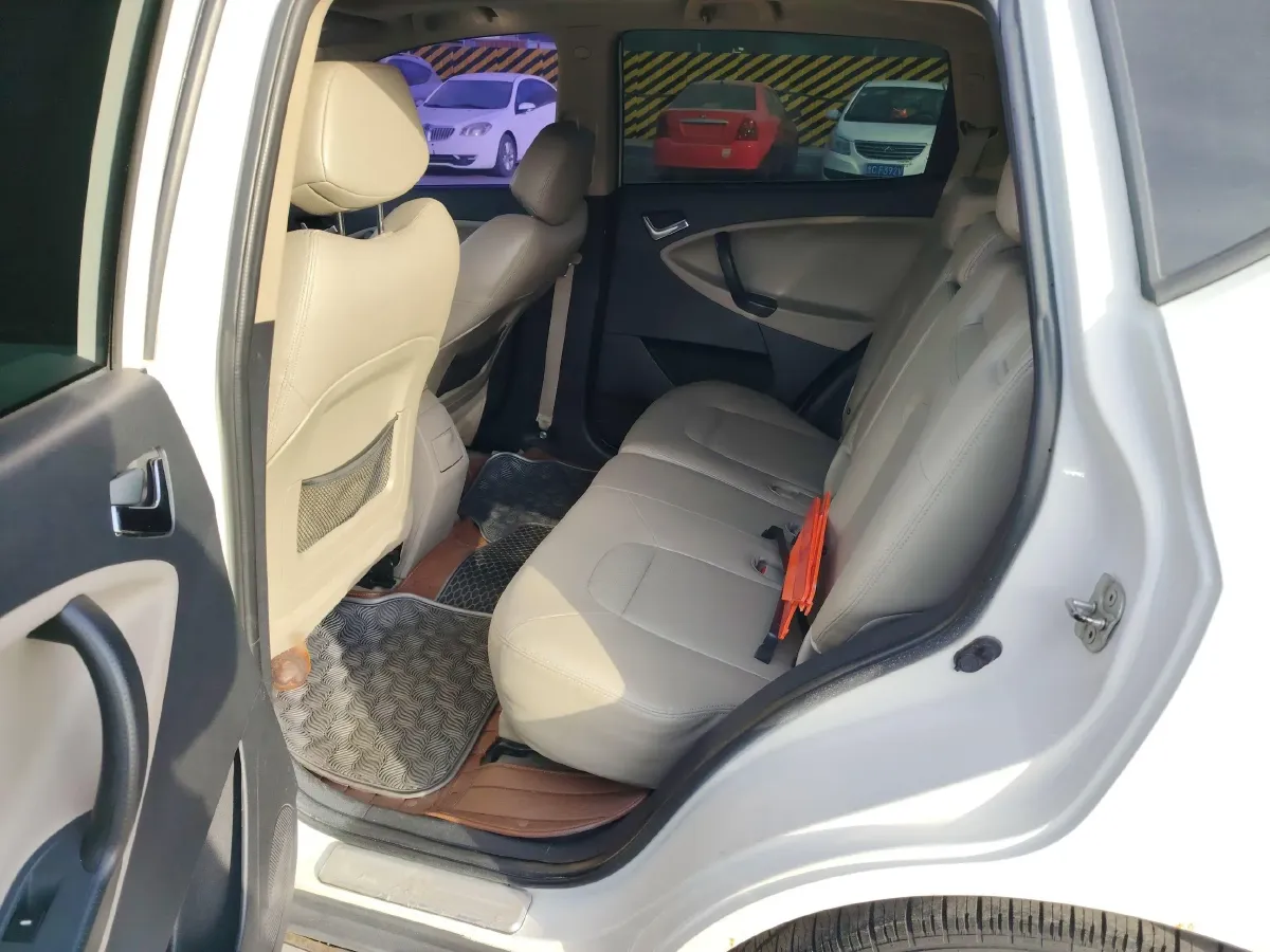 2012 Geely GX7 1.8L 139HP L4 5MT,autocango,china used car exporter,china ev exporter,chinese used car exporter,chinese used ev exporter