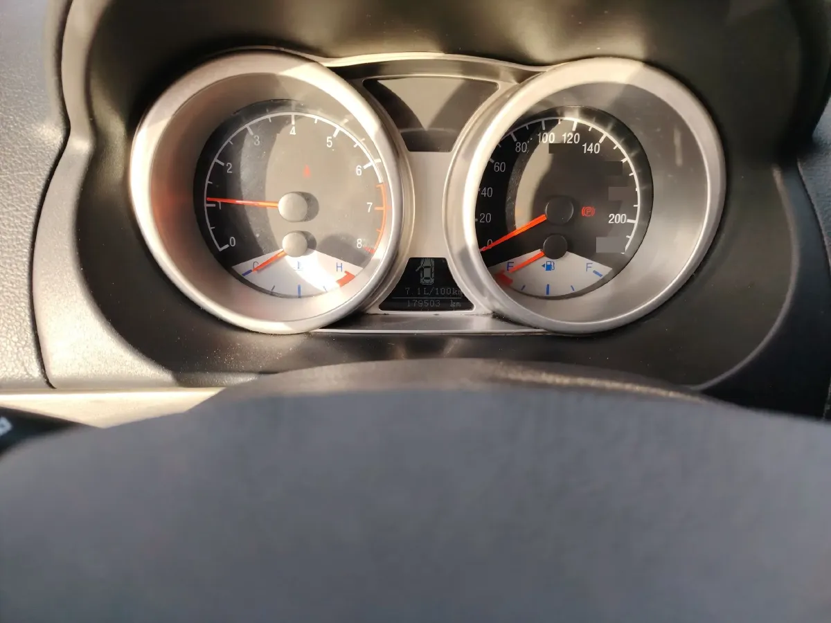 2012 Geely GX7 1.8L 139HP L4 5MT,autocango,china used car exporter,china ev exporter,chinese used car exporter,chinese used ev exporter