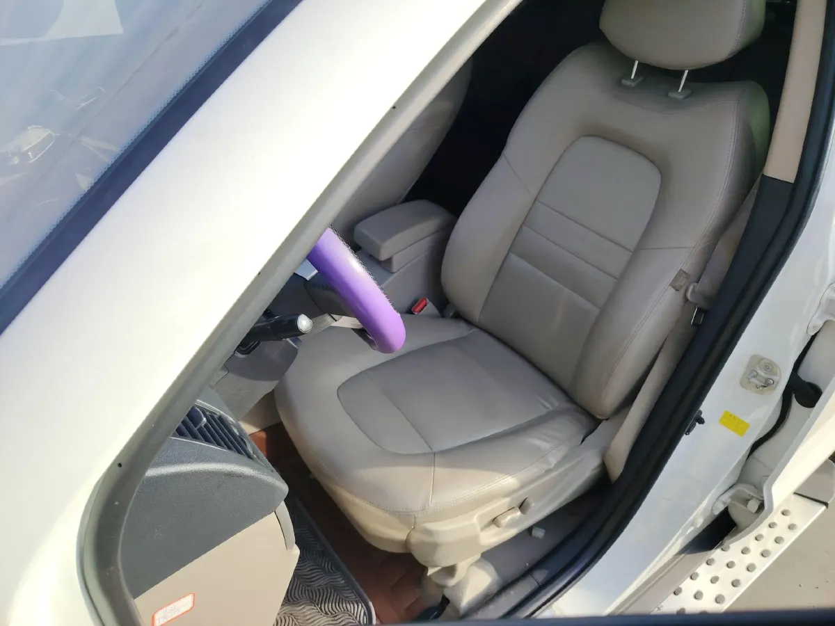 2012 Geely GX7 1.8L 139HP L4 5MT,autocango,china used car exporter,china ev exporter,chinese used car exporter,chinese used ev exporter