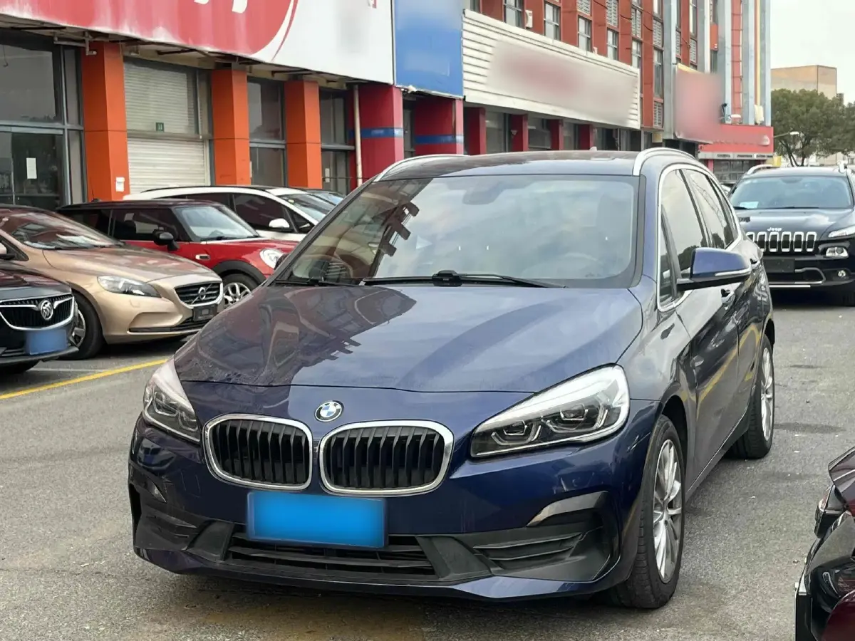 2018 BMW 2 Series Wagon 1.5T 136HP L3 6AT