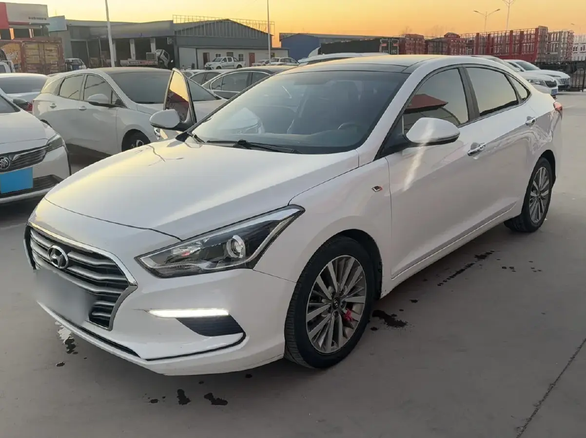 2019 Hyundai Mistra 1.8L 143HP L4 6AT